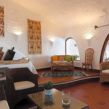 Lh Altura Otel Palau